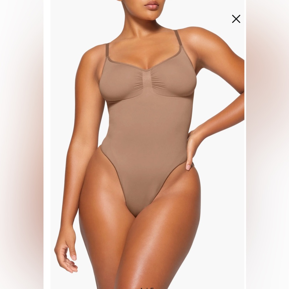 SKIMS Seamless Sculpt Thong Bodysuit